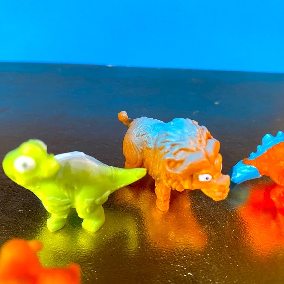 ZURU SMASHERS COLLECTIBLE DINOSAUR BUNDLE OF 5 DINO AGE ICE SURPRISE - Picture 6 of 8